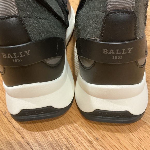 NWOT BALLY Women Stylish Black and Gray High-Top Boots, Size EU 40 US 9.5 - Picture 6 of 6